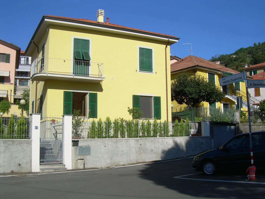 La Casa Delle Rose Room With Air Conditioning La Spezia Exterior foto